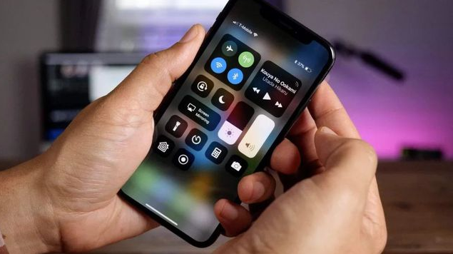 防城苹果手机维修分享iPhone 12信号差怎么办 